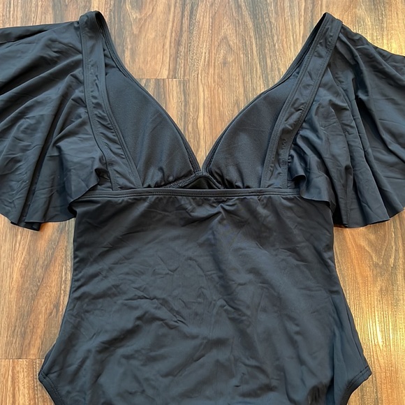 NWOT Bleu Rod Beattie Ruffle Me Up - Picture 10 of 16